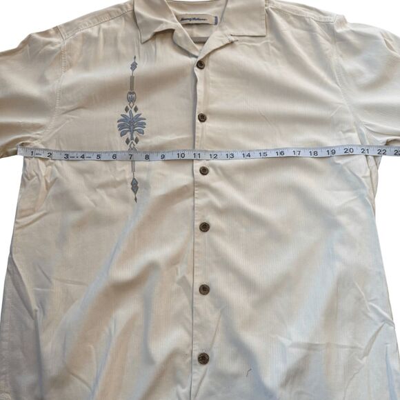Tommy Bahama Men's Silk Embroidered Short Sleeve Button Up Shirt Beige Sz Small - Picture 6 of 8